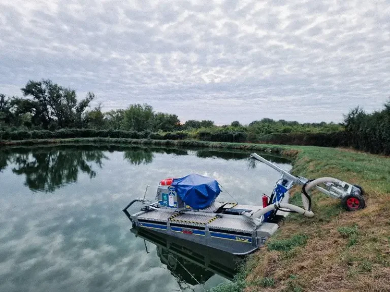 Radeau amphibie curage faucardage